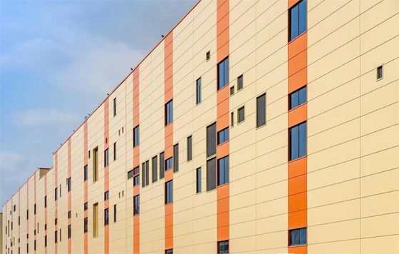 Q355B Tòa nhà kho cấu trúc thép thân thiện với môi trường