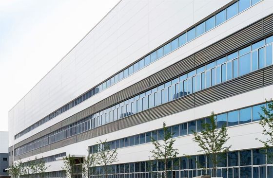 Nice Cladding Steel Structure Workshop Building với giải pháp giao hàng được chế tạo sẵn